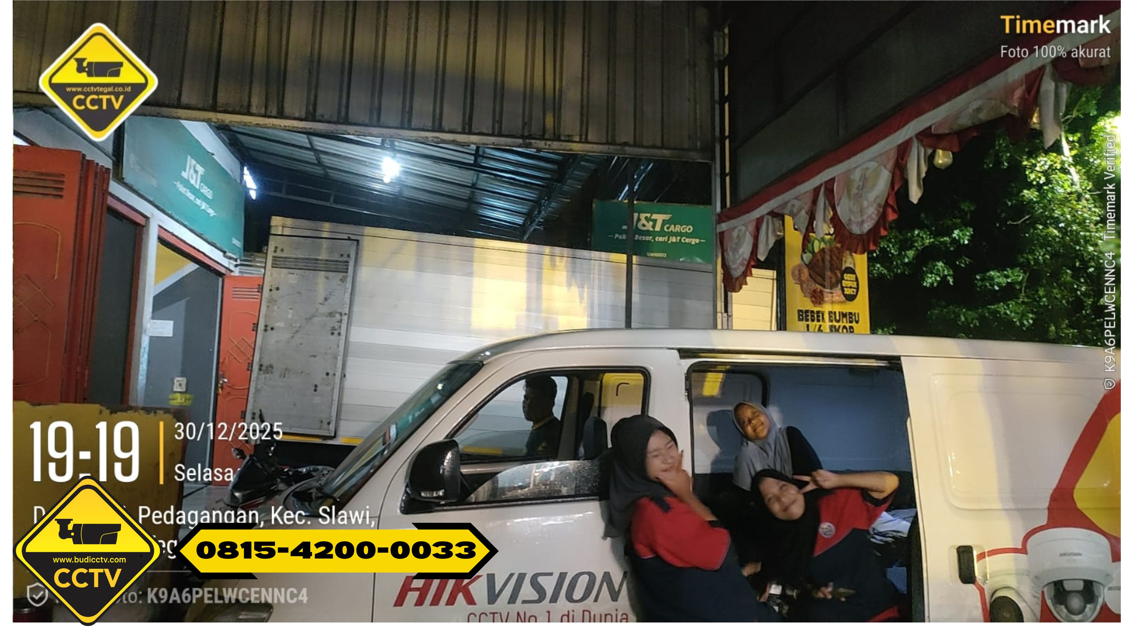Pemasangan CCTV Hikvision 8 Channel Smart Hybrid Light 2MP di PT Wilayah Dukuhturi